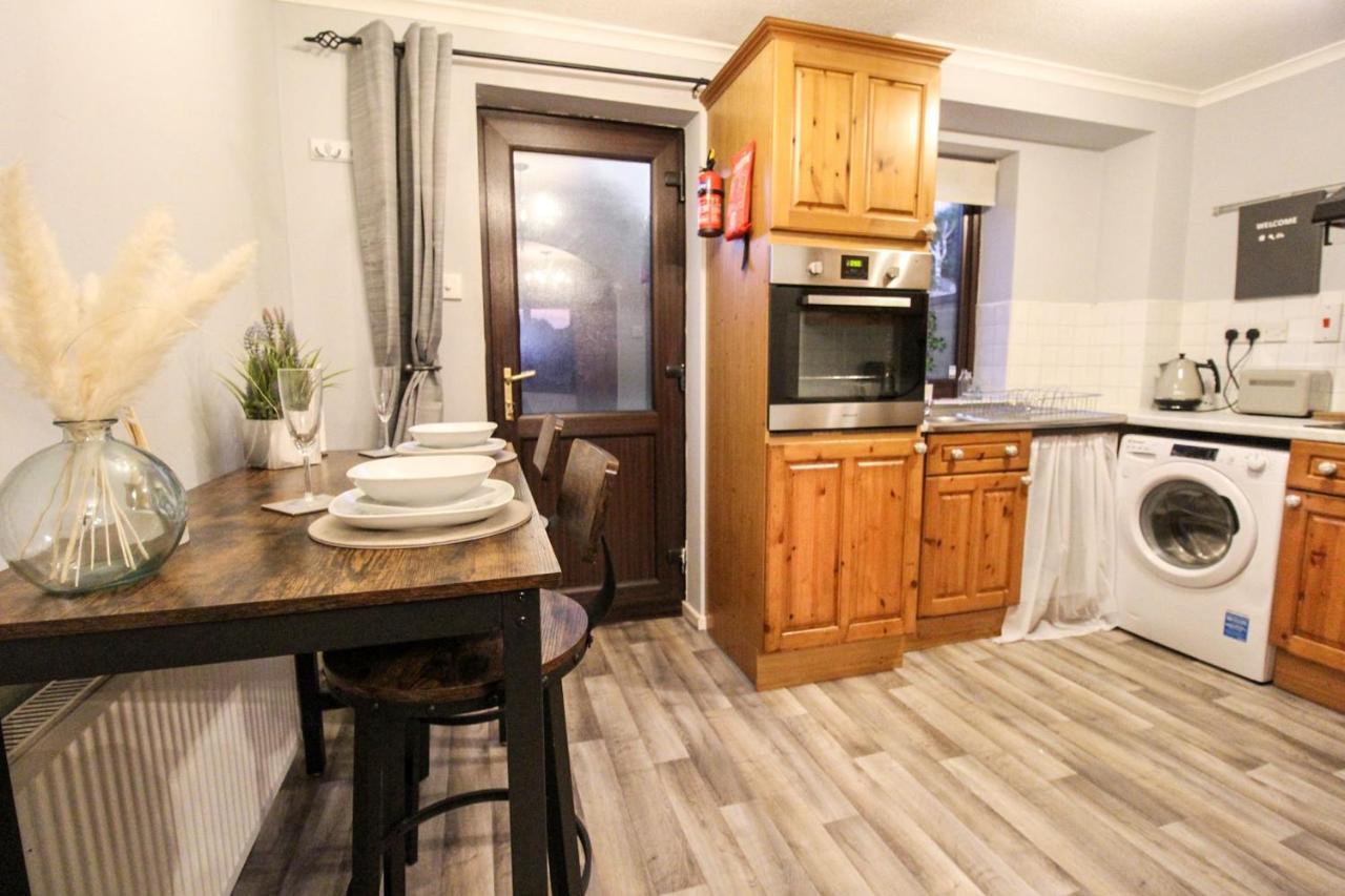 Comfortable 2 Bedroom House With Free Parking Nottingham Exterior foto