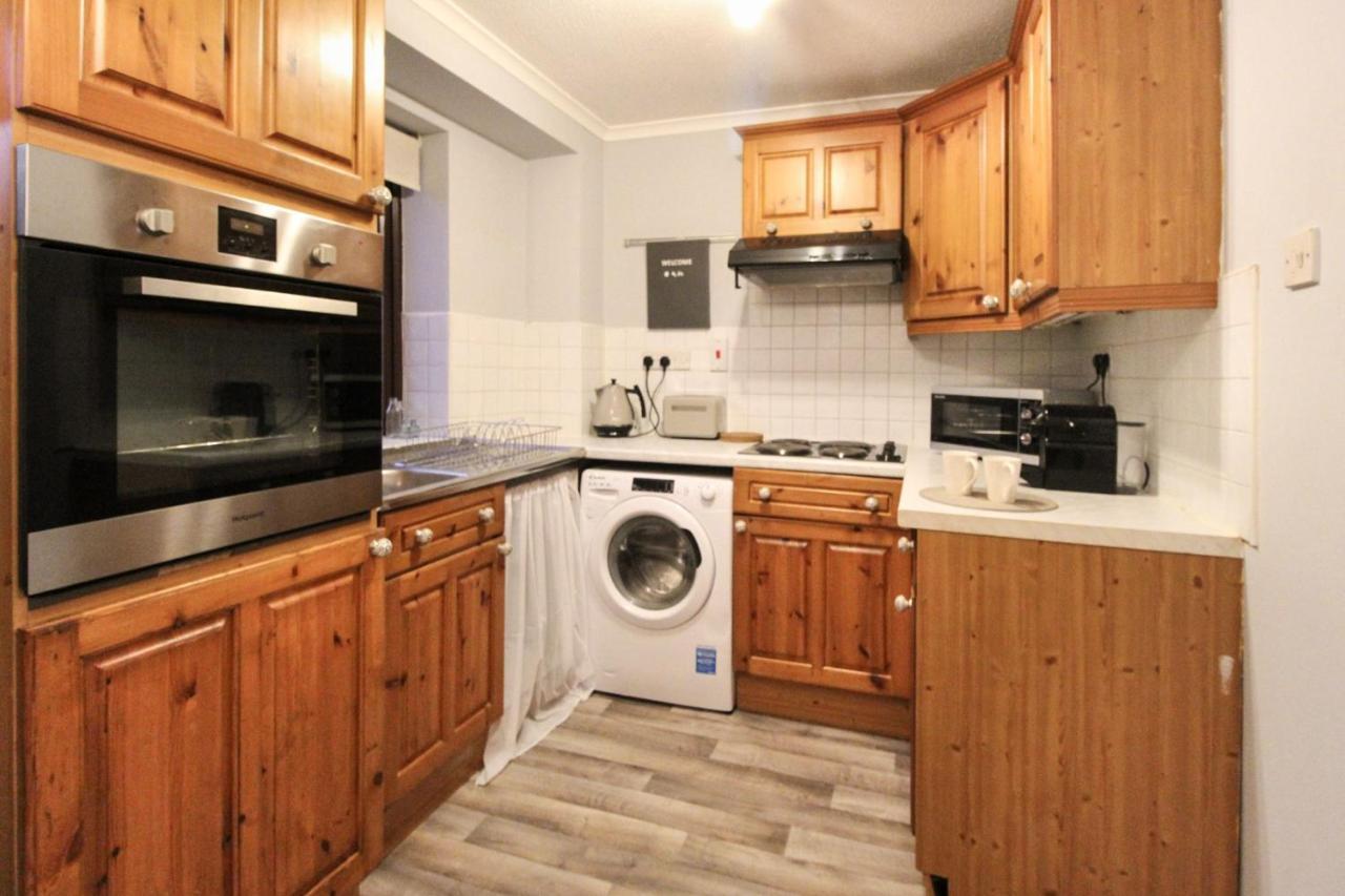 Comfortable 2 Bedroom House With Free Parking Nottingham Exterior foto